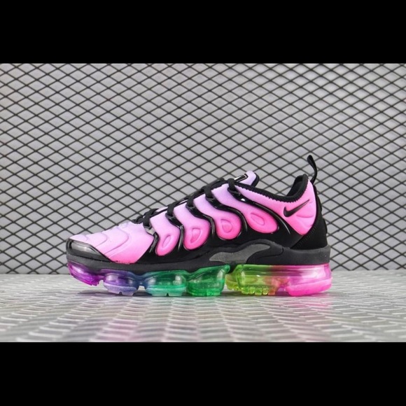 nike vapormax be true womens